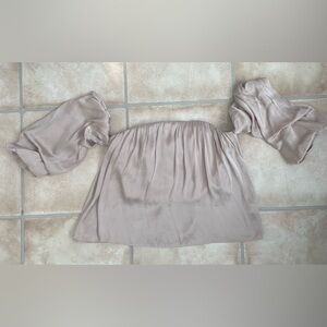 LEITH off the shoulder metallic gold satiny cropped blouse, puff sleeves; S